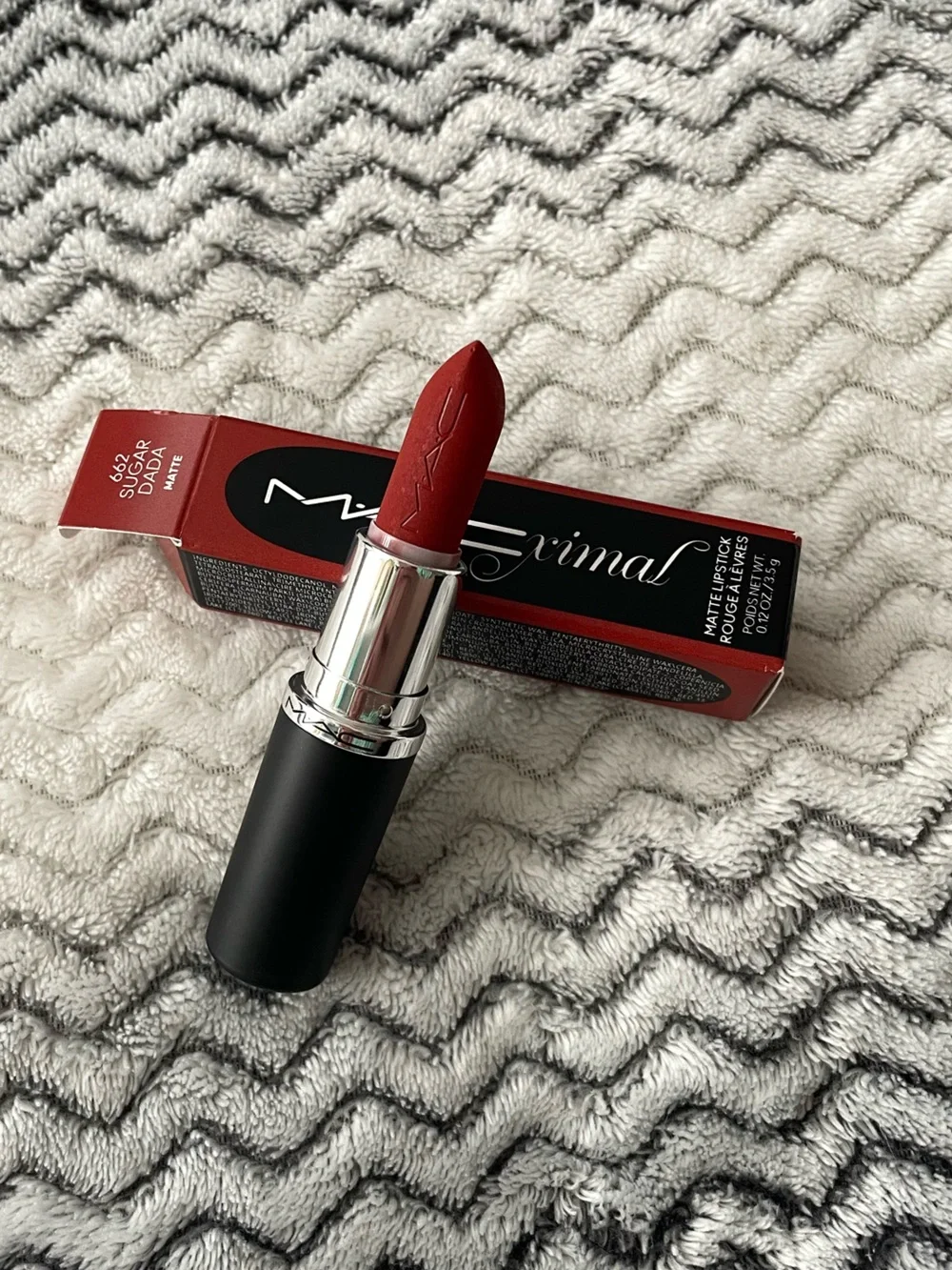 BNIB! MAC Cosmetics MACximal Matte Lipstick in Shade ‘Sugar Dada’ 90s - Picture 6 of 9